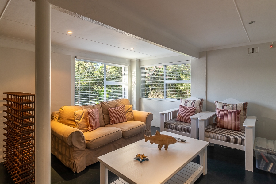 5 Bedroom Property for Sale in Riversbend Eastern Cape